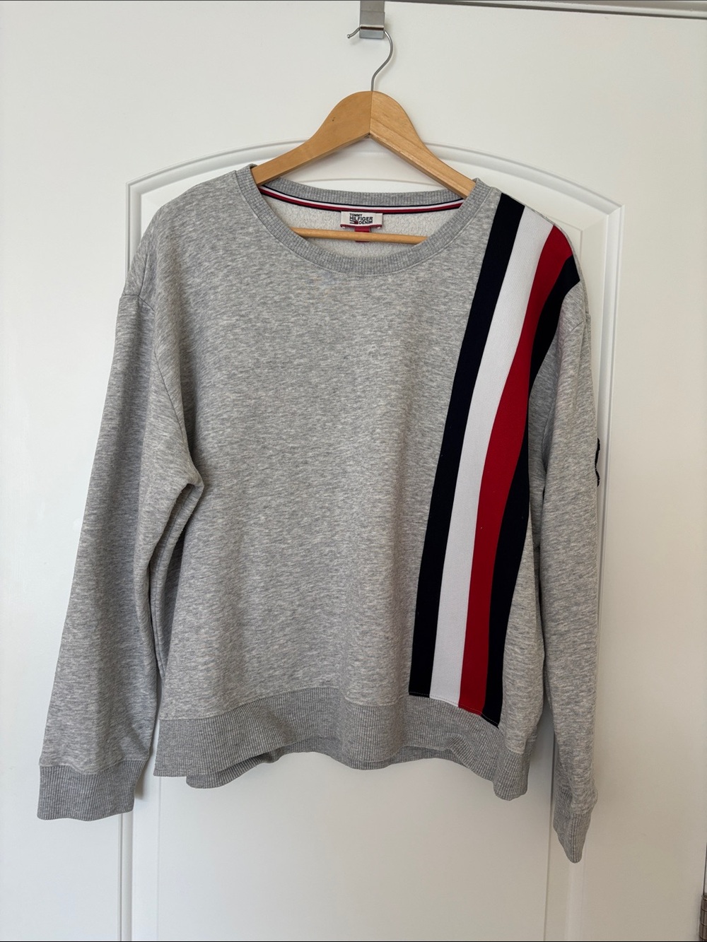 Tommy Hilfiger Denim Gray Racing Stripe Patch Sweatshirt Women’s XL